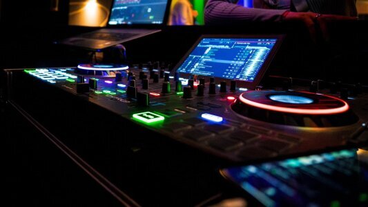 491144123_1215539403909679_1580657772209696829_n